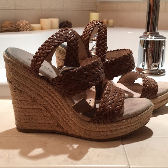 Michael Kors Wedges - Picture 3 of 3